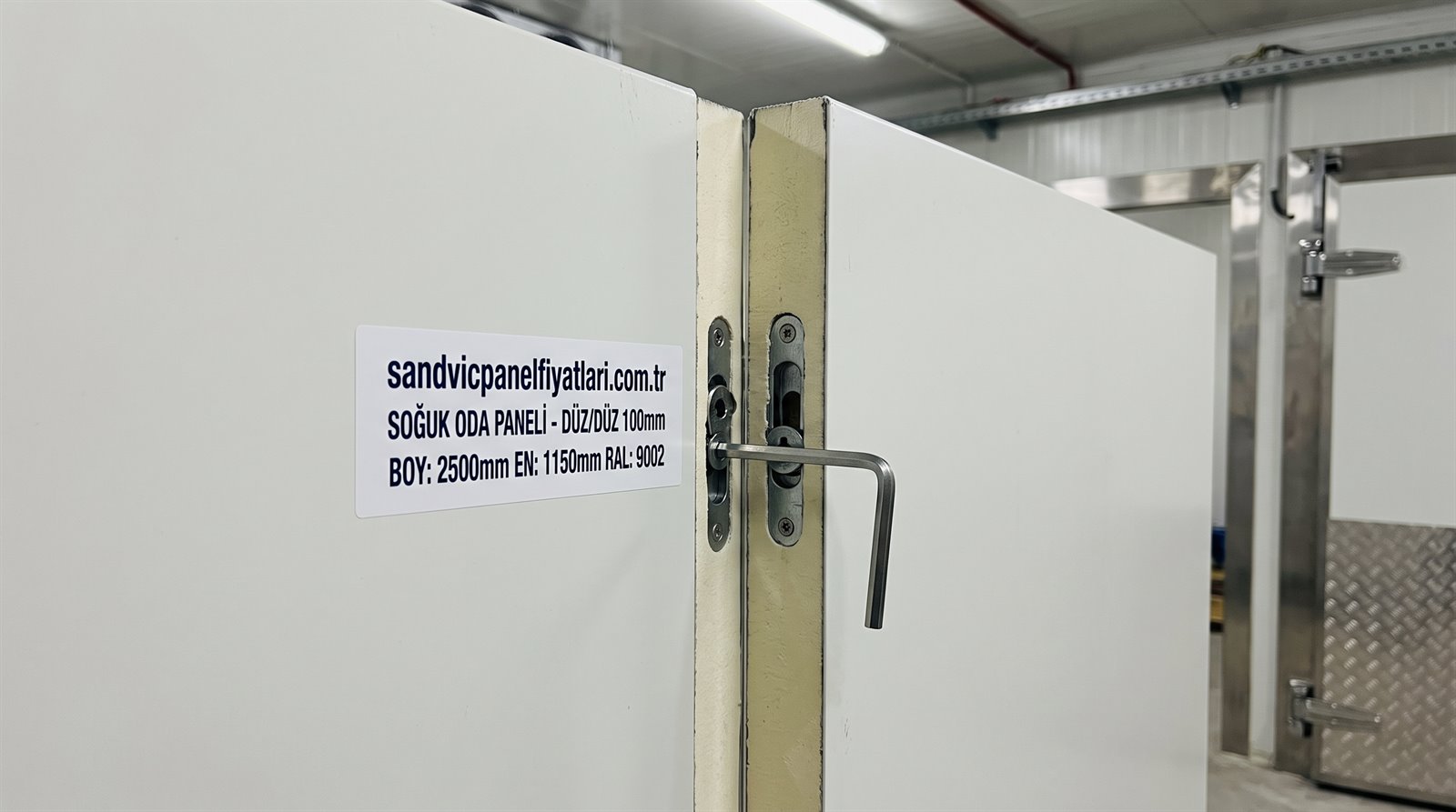 Soğuk oda paneli kamlı geçme detayı, 10 cm düz yüzeyli panel